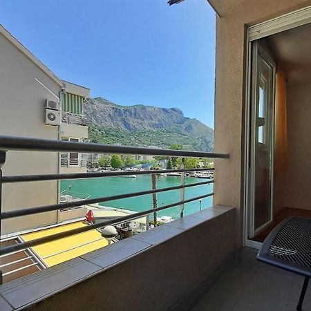 Apartment Jen Omis Exterior photo